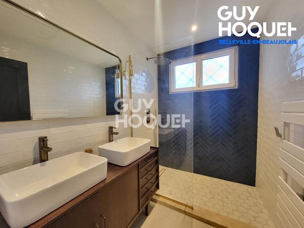 Maison à louer - 7 pièces à Saint Didier sur Chalaronne