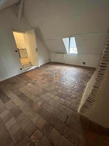 Saint-Éloy-de-Gy (18110) Charmante Longère Rénovée 160 m² habitables jardin paysagé de 1 300 m²