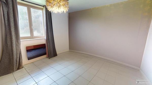 A 18 km de Tournus, ferme avec grandes dépendances