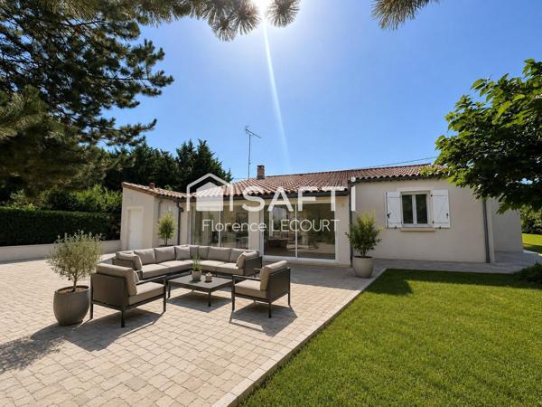 Maison 4 pièces garage piscine terrasse véranda