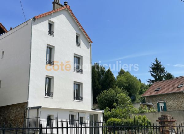Vente
                Immeuble199 m² - 11 Pièces -
                    VILLENEUVE SAINT GEORGES (94190)