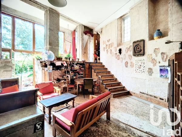 Appartement 8 pièces de 175 m² à Saint-Étienne (42000)