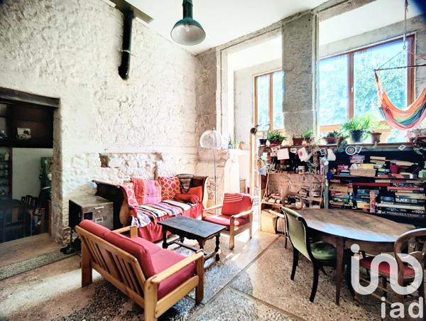 Appartement 8 pièces de 175 m² à Saint-Étienne (42000)