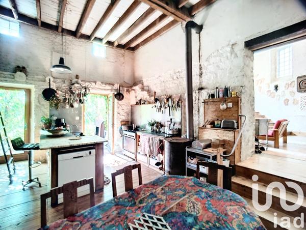 Appartement 8 pièces de 175 m² à Saint-Étienne (42000)