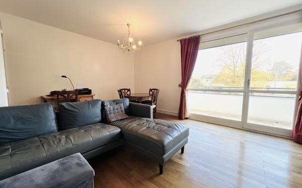 Appartement à vendre    3 pièces • 73,80 m2 Écully