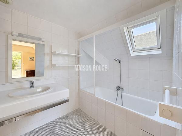 EXCLUSIVITÉ Maison familiale avec piscine chauffée à Saint-Malo
