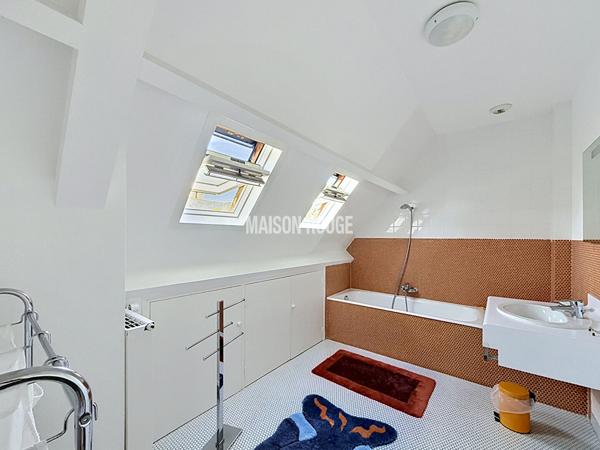 EXCLUSIVITÉ Maison familiale avec piscine chauffée à Saint-Malo