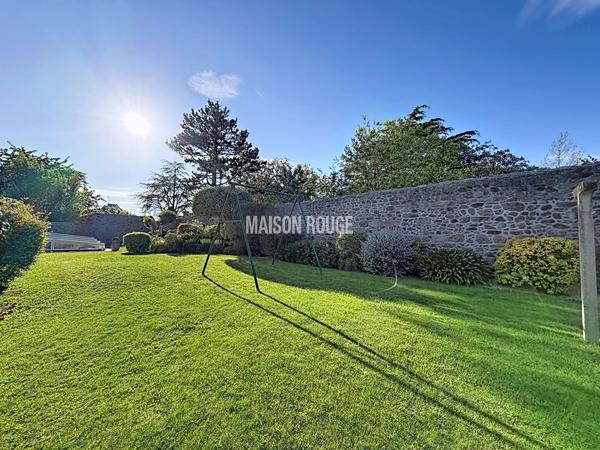 EXCLUSIVITÉ Maison familiale avec piscine chauffée à Saint-Malo