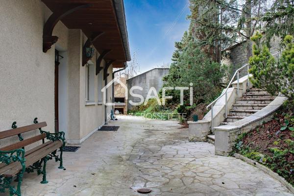 Maison 228m² sur terrain de 1100m²