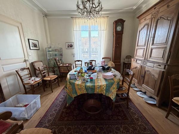 Maison à Connerré, 72160 - 5 pièces 132m²