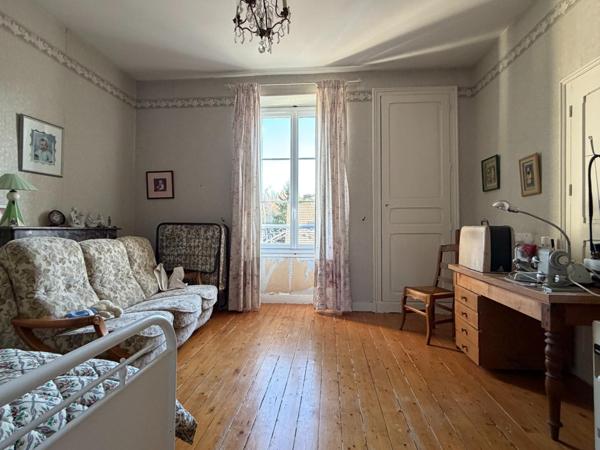 Maison à Connerré, 72160 - 5 pièces 132m²