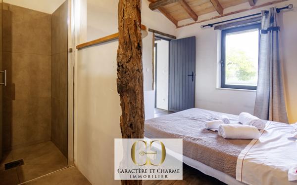 Cahors (46000) Proche Cahors: Mas Occitan restauré avec 2 gîtes - Prestige