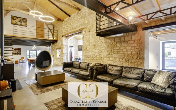 Cahors (46000) Proche Cahors: Mas Occitan restauré avec 2 gîtes - Prestige