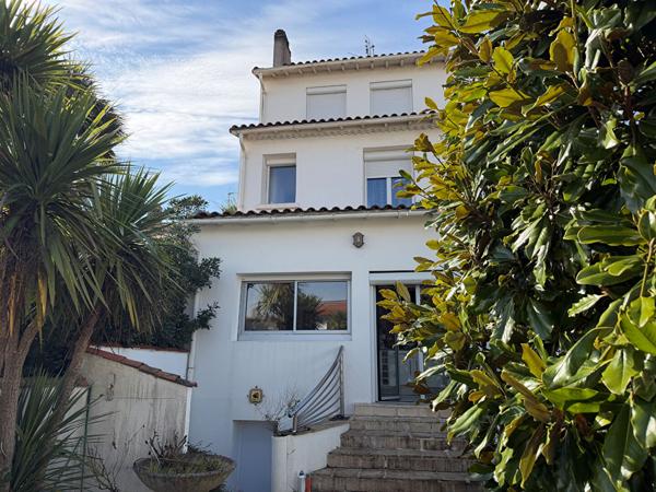 17200 ROYAN MAISON de VILLE