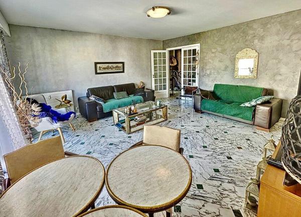 Appartement à vendre    3 pièces • 82,70 m2 Nice