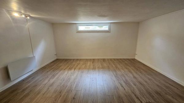 Villa T5 entièrement rénovée avec garage et jardin