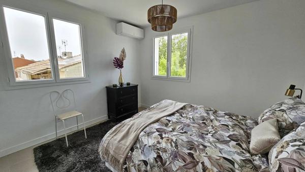 Villa T5 entièrement rénovée avec garage et jardin