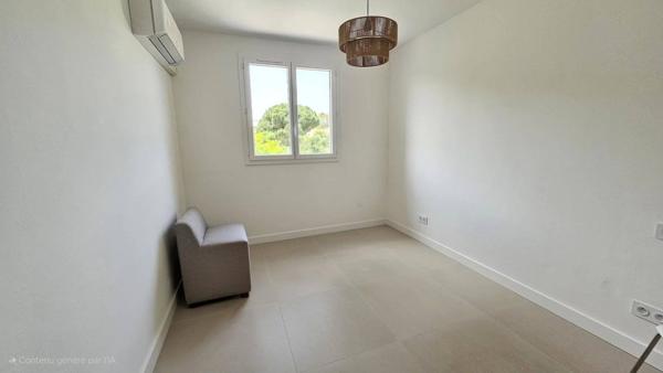 Villa T5 entièrement rénovée avec garage et jardin