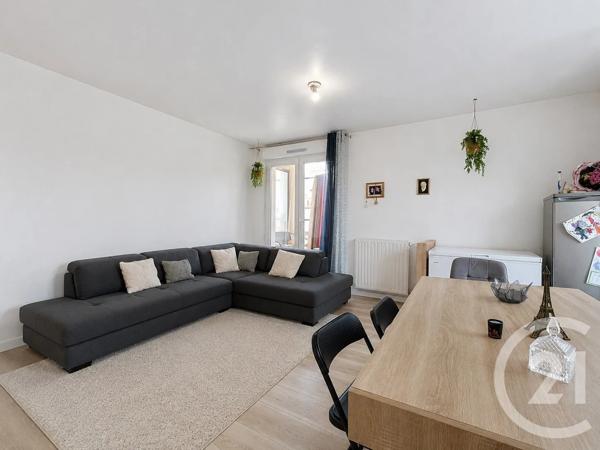 Appartement F3 à vendre  3 pièces - 61,89 m 2   MONTMAGNY  - 95