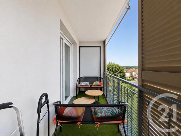 Appartement F3 à vendre  3 pièces - 61,89 m 2   MONTMAGNY  - 95