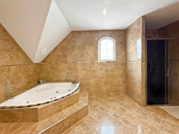 Maison proche ETREPAGNY