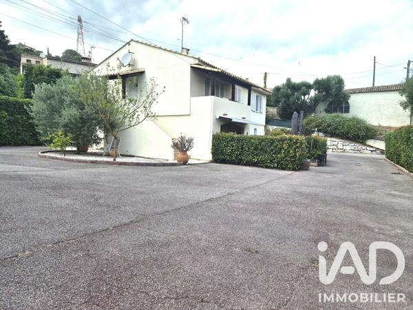 Maison à vendre 7 pièces 157 m² Saint-Laurent-du-Var