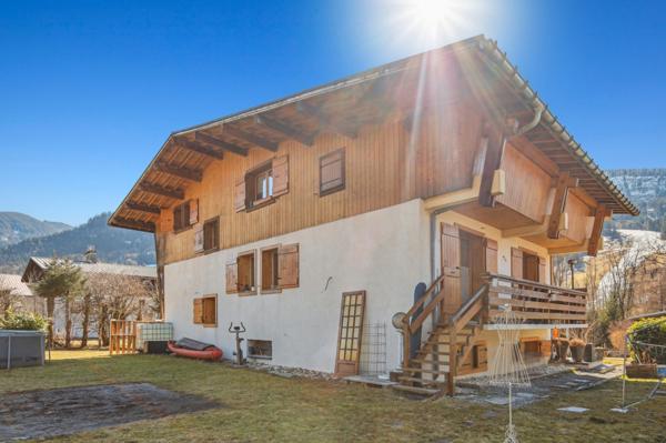 74120 PRAZ-SUR-ARLY - CHALET DIVISE + TERRAIN A VOCATION RESIDENTIELLE - - MAZOT - PARKING - PROCHE DES PISTES DE SKI
