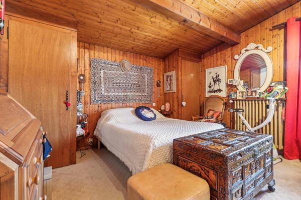 74120 PRAZ-SUR-ARLY - CHALET DIVISE + TERRAIN A VOCATION RESIDENTIELLE - - MAZOT - PARKING - PROCHE DES PISTES DE SKI