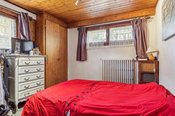 74120 PRAZ-SUR-ARLY - CHALET DIVISE + TERRAIN A VOCATION RESIDENTIELLE - - MAZOT - PARKING - PROCHE DES PISTES DE SKI