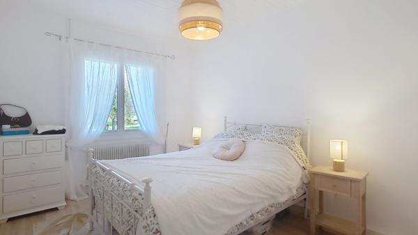 A vendre Maison à Pompiey 4 pièces 96 m2 avec jardin et dépendance à rénover