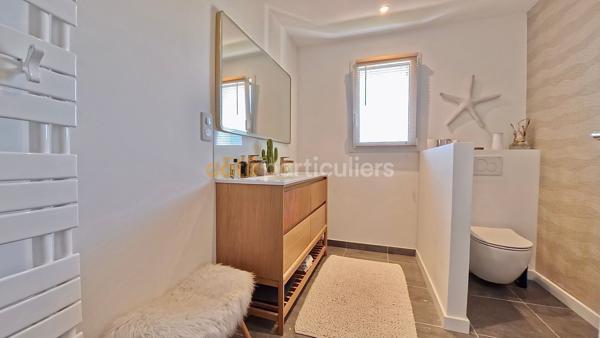 Vente
                Maison113 m² - 4 Pièces -
                    TALMONT SAINT HILAIRE (85440)