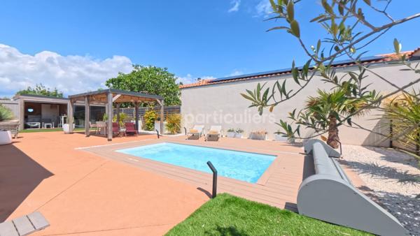 Vente
                Maison113 m² - 4 Pièces -
                    TALMONT SAINT HILAIRE (85440)