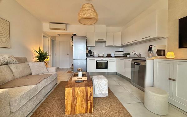 Appartement à vendre    3 pièces • 53,80 m2 Gallargues-le-Montueux