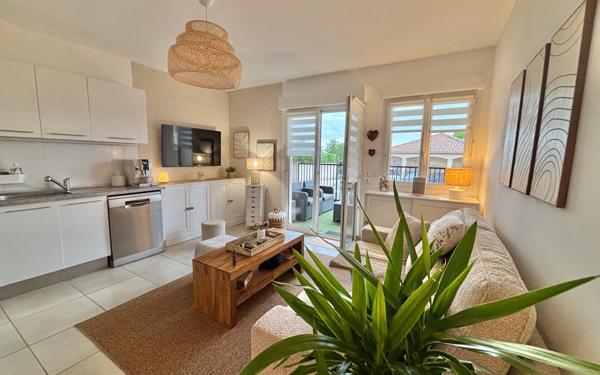Appartement à vendre    3 pièces • 53,80 m2 Gallargues-le-Montueux