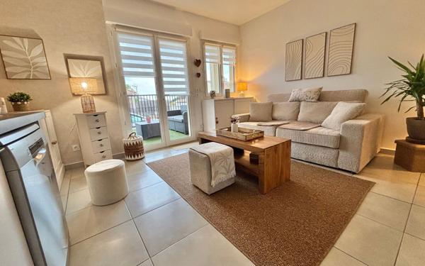 Appartement à vendre    3 pièces • 53,80 m2 Gallargues-le-Montueux