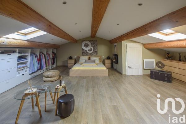 Maison à vendre 8 pièces 226 m² Marseille 13