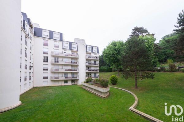 Apartment for sale 3 rooms 77 m² Chaville