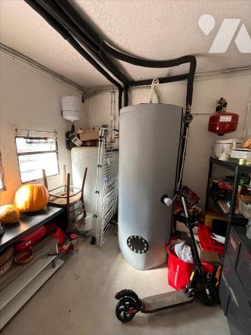 Maison à usage mixte de commerce et d'habitation de 5 pièces (environ 165 m²) située à proximité de