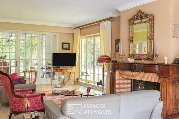 Métairie rénovée avec parc arboré et potentiel d’accueil à Carcassonne