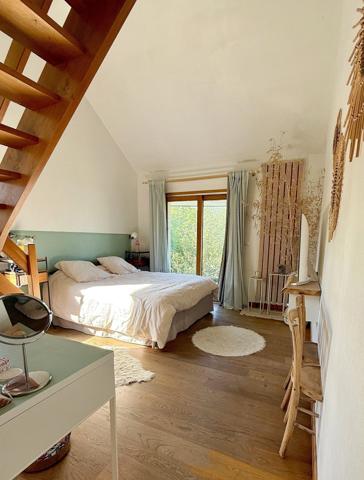 Maison d’architecte - 325 m² – Environnement privilégié – À 10 min du centre-ville