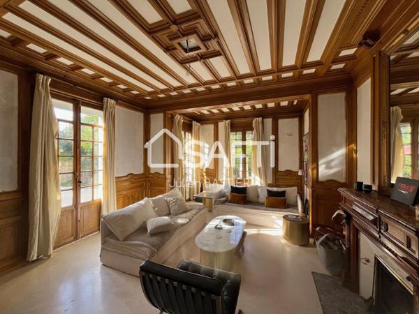 Hôtel particulier - Bordeaux Saint-Seurin - 300m2, 7 chambres, jardin de 250m2, piscine