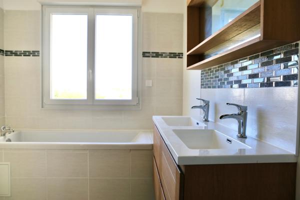 Maison à vendre à Reims neuve, composée de trois chambres pièces REIMS (51)