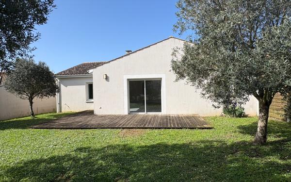 Maison à vendre    4 pièces •  L'Houmeau