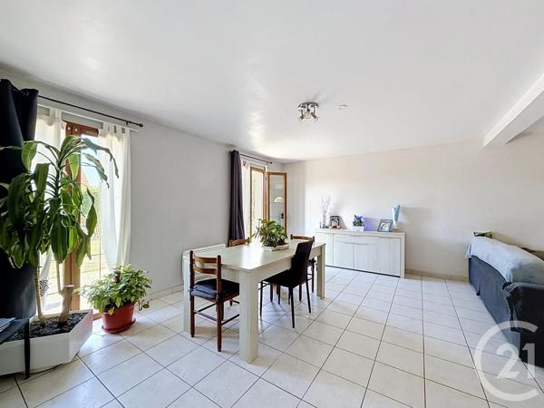 Maison à vendre  5 pièces - 113,03 m 2   ST JULIEN LES VILLAS  - 10
