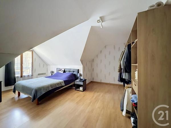 Maison à vendre  5 pièces - 113,03 m 2   ST JULIEN LES VILLAS  - 10