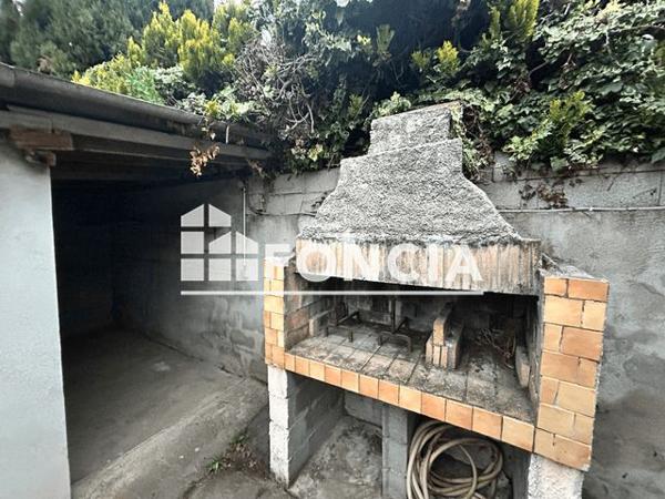 Location Appartement 4 pièces 85 m² - 8 RUE DE L'ESCANTILLON Nimes Cedex 30000