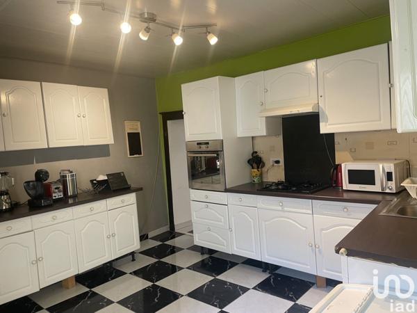 Maison 5 pièces de 100 m² à Jametz (55600)