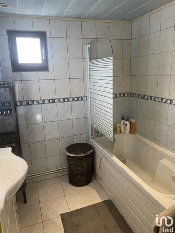 Maison 5 pièces de 100 m² à Jametz (55600)