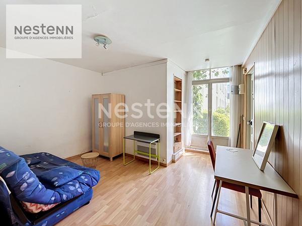 STUDIO MEUBLÉ - QUARTIER DUNOIS - REZ DE CHAUSSÉE SUR COUR - KITCHENETTE