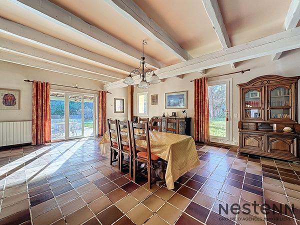 A vendre Villa 6 pièce(s) 175 m2 + Garage + Piscine et Dépendance